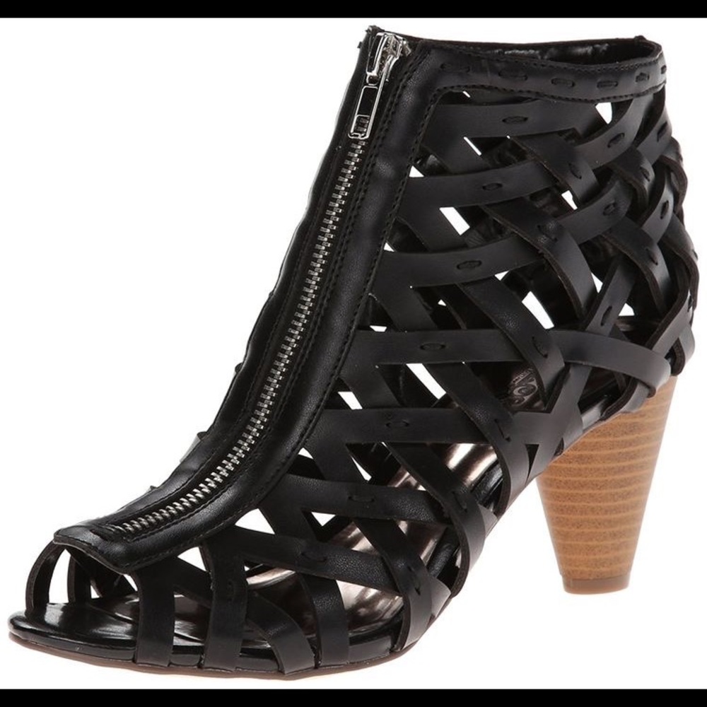 Carlos Santana Tacoma caged stacked heel sandals
